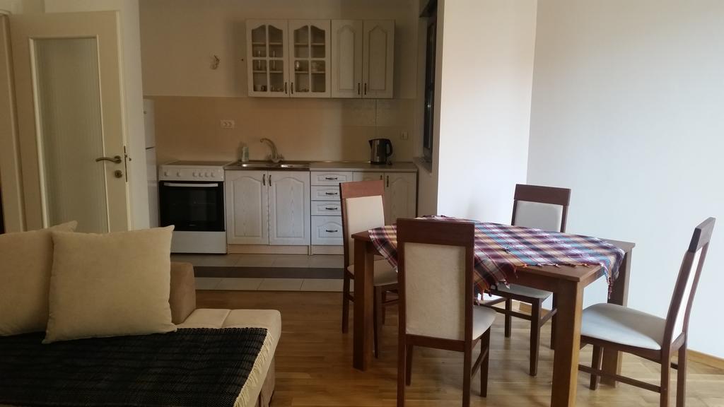 M&M Apartman 2 Apartman Rafajlovići Kültér fotó