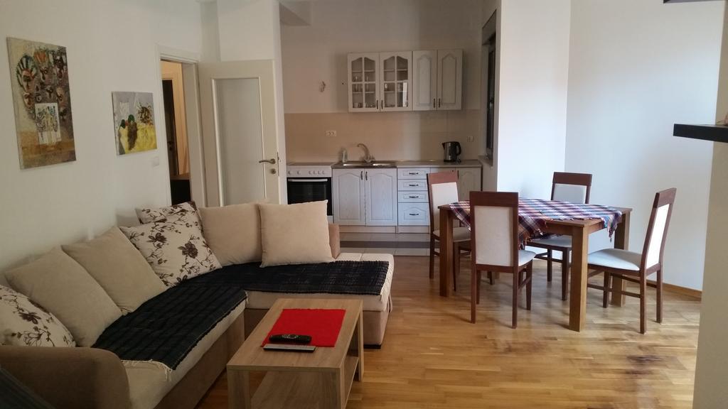 M&M Apartman 2 Apartman Rafajlovići Kültér fotó